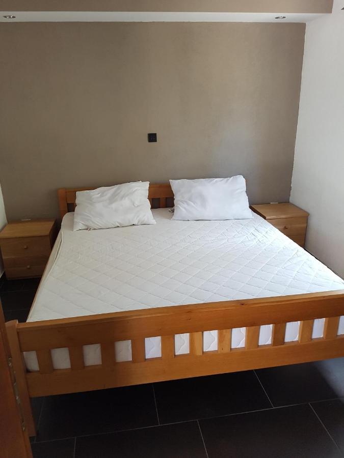 Apartmani Morovi Dvori Drage Exterior photo